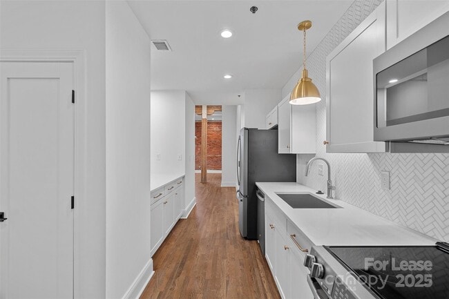 Photo - 310 Arlington Ave Unidad 221