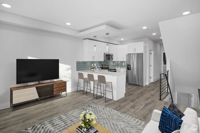 Building Photo - 1302 N Marshall St Unit A Rental
