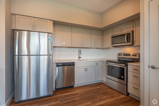1BD 1BA 596 sq. ft.