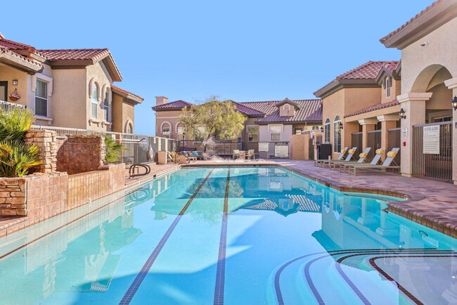 Building Photo - Altessa