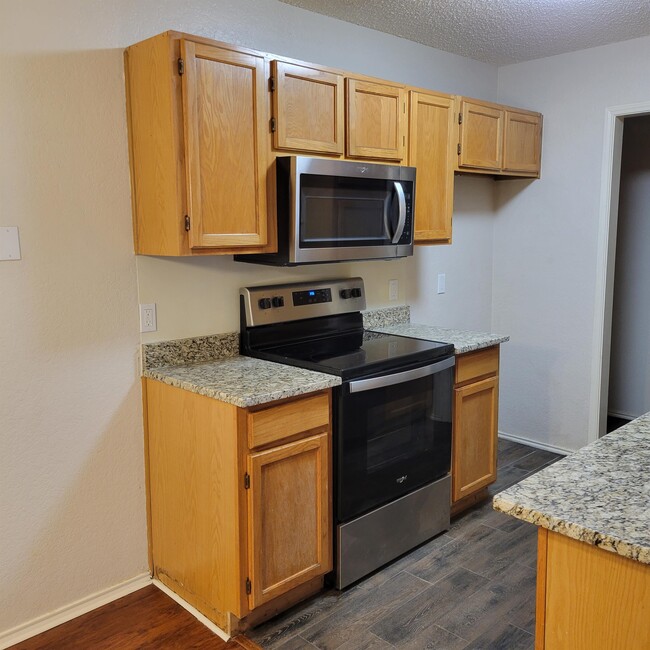 Photo - 5806 Silver Sage Dr