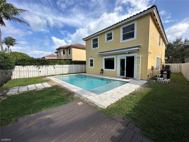 5 br, 2.5 bath House - 5200 SW 139th Ter - 5 br, 2.5 bath House - 5200 SW 139th Ter