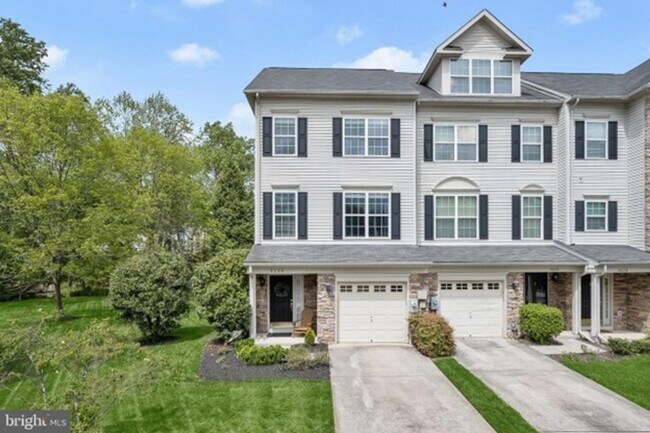 Photo - Gorgeous End of Group Owings Mils 3bd/2.5ba w/ A/C, W/D, and Modern Amenities! Available now!