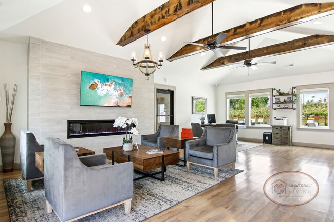 Clubhouse Lounge
