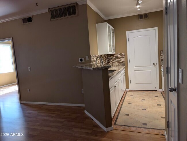 Photo - 1701 E Colter St Unit 368