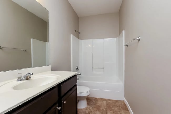Photo - 4330 Silver Oaks Dr