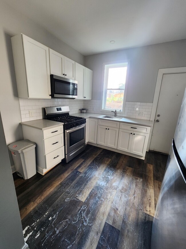 Photo - 815 E Tulpehocken St