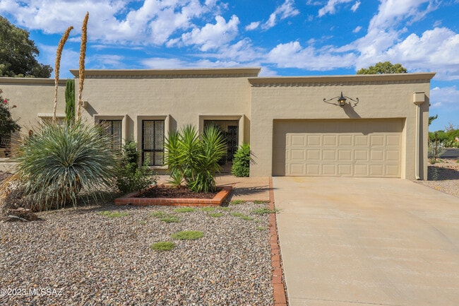 Building Photo - 2791 W Casas Cir