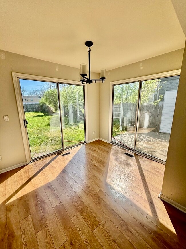 Photo - 1278 Robin Dr