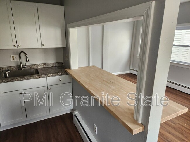 Photo - 8 Beacon St Unit 8B