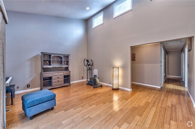 Building Photo - 39 N Moonlight Dr Rental