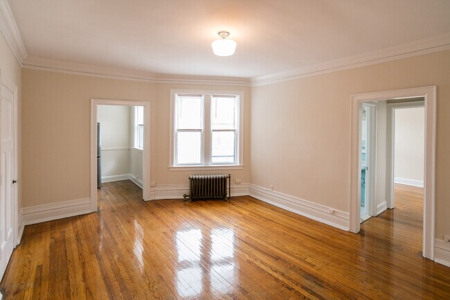 Photo - 127 Seward St Apartments
