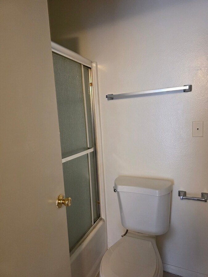 Photo - 2253 N Niagara St Unidad C