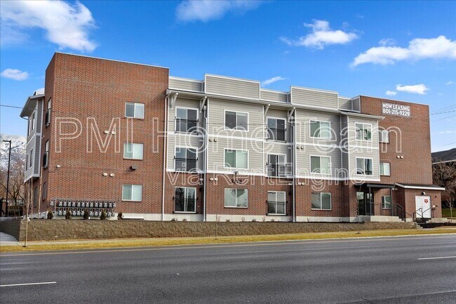 Photo - 3378 Washington Blvd Unit 101