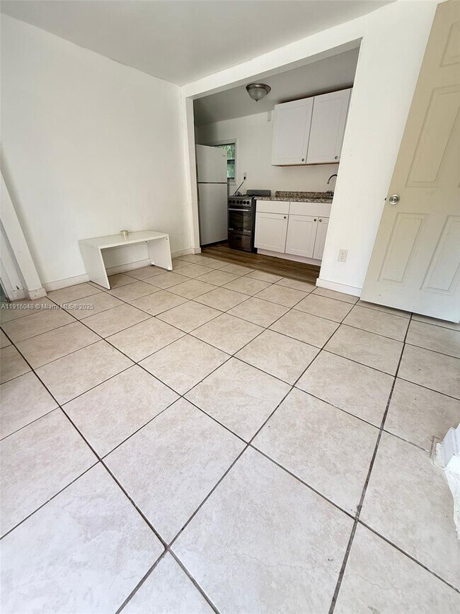 Photo - 11452 Peachtree Dr Unit 3