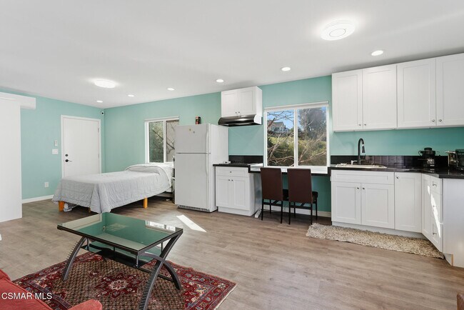 Photo - 263 McKnight Rd