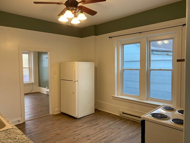 Kitchen - 39 E Main St Unit B
