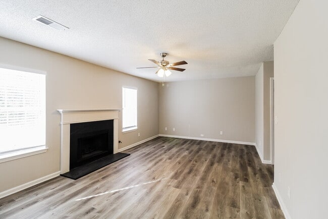 Photo - 4341 Ward Bluff Ct