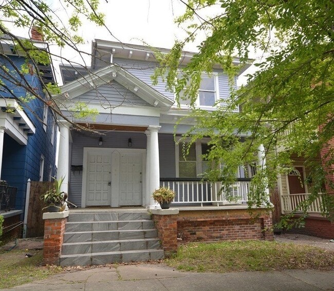 Building Photo - Downtown Beauty Unit A Rental