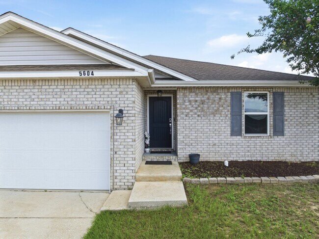 5604 Shooting Star Ct