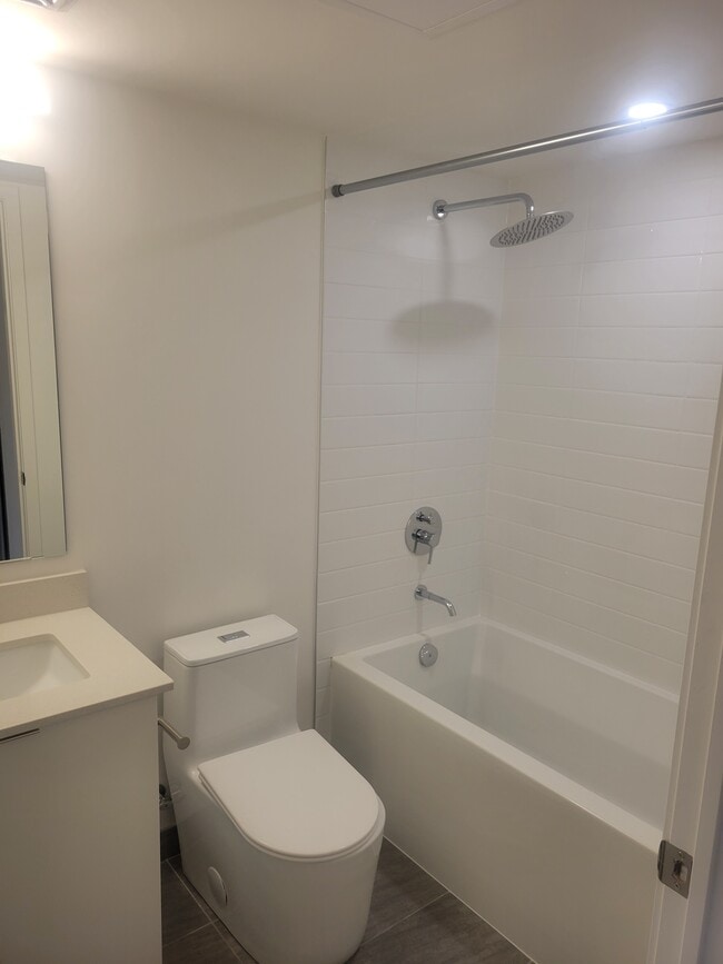 Photo - 480 Wilson Ave Unité 1