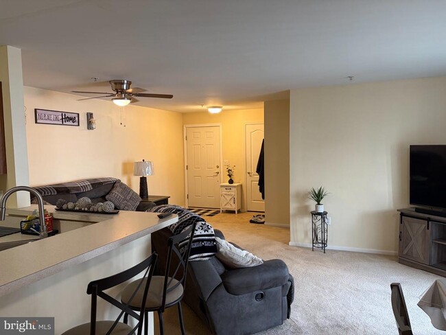 Photo - 110 Lionheart Ln