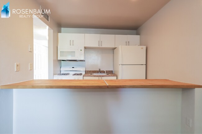 Photo - 770 N Dodge Blvd Unit 1