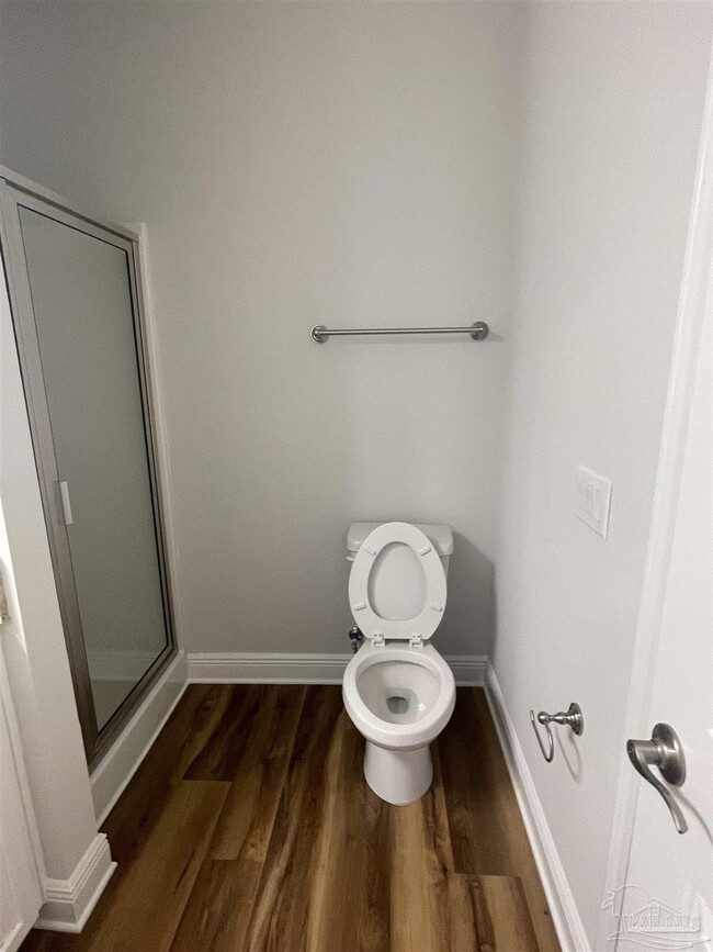 Photo - 384 Hilburn Ln