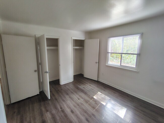 Photo - 600 Reusens Rd Unidad Waitlist