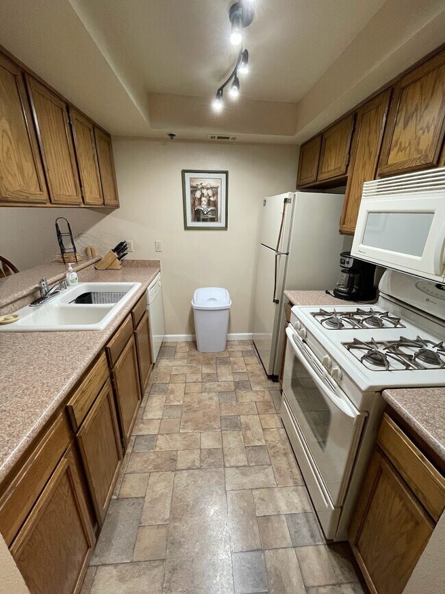 759 Boulder Ct