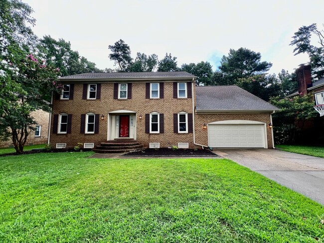 Large 6 bedroom home with Pool in Virginia... - Large 6 bedroom home with Pool in Virginia...