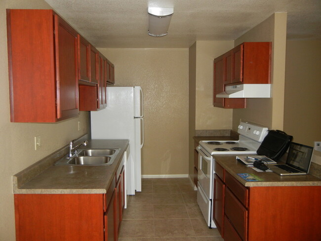 Beautiful remodeled 1 bedroom 1 bath apart... - Beautiful remodeled 1 bedroom 1 bath apart... Casa