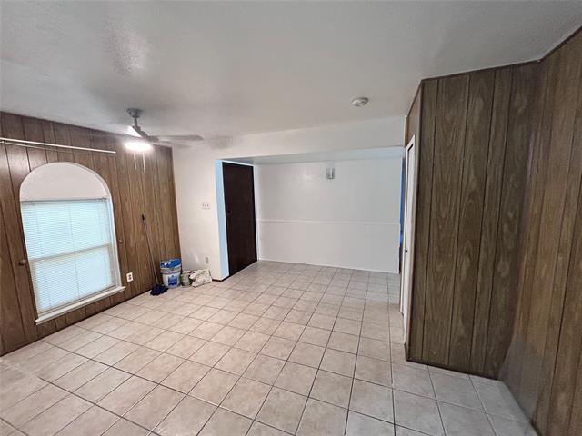 Photo - 705 Edelweiss Dr