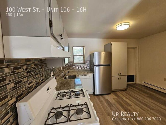 Photo - 100 West St Apartment Unit 106 - 16H