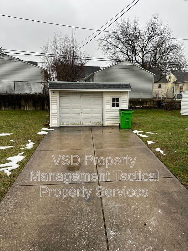 Photo - 12322 Garland Ave