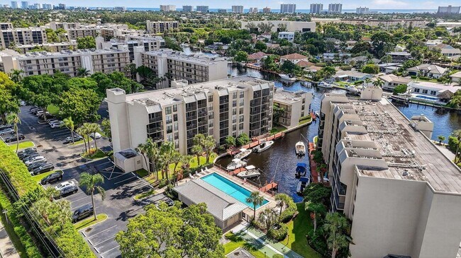 Photo - 20 Royal Palm Way Unidad 3020