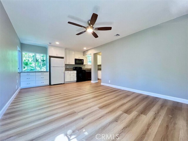 Photo - 835 E Howard St