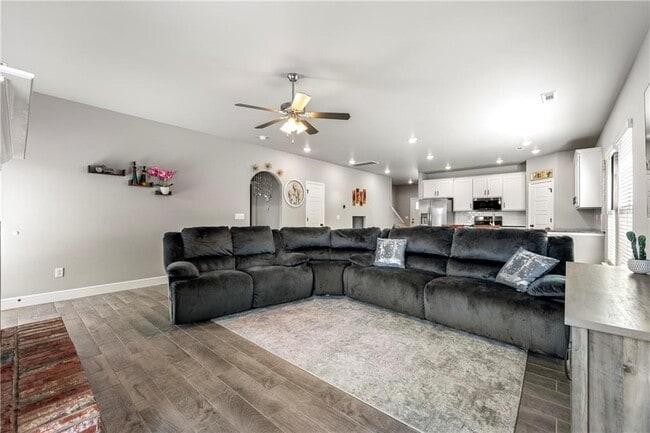 Photo - 2041 Tallgrass Ter