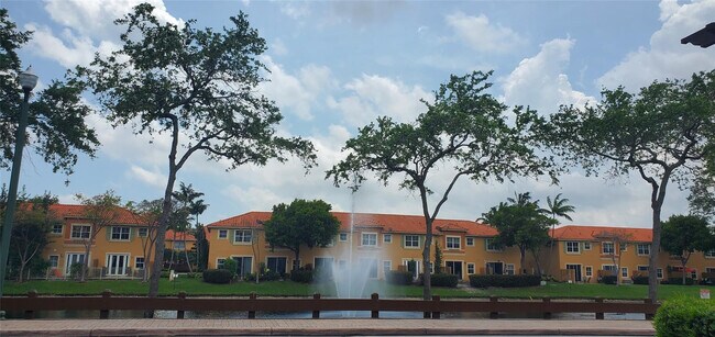 Photo - 4915 Tradewinds Ter