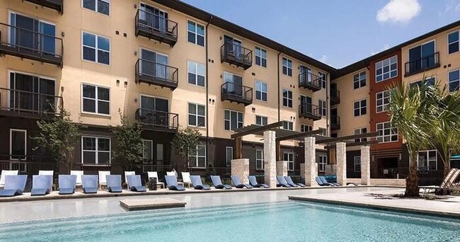 Photo - 6150 Alma Rd Unidad b23 Rental