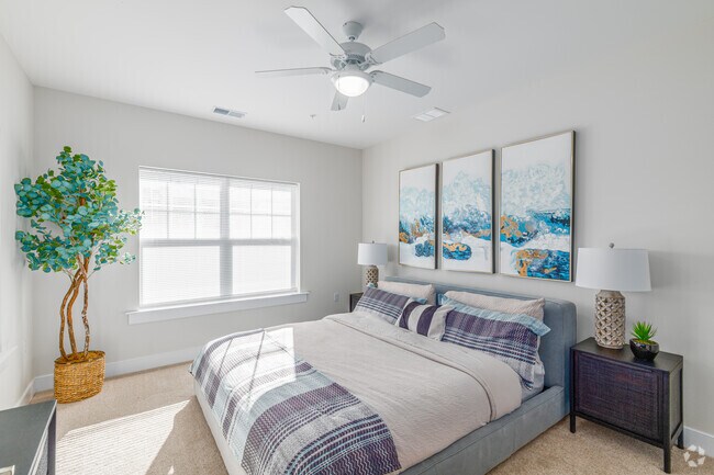 2BR, 2BA - 1,060SF - Primary Bedroom