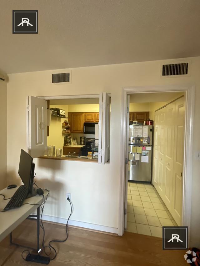 Building Photo - 2 bedroom in Allston MA 02134 Unit 507 Rental