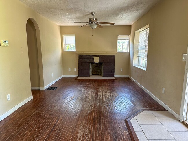 Photo - 2 bed 1 bath home