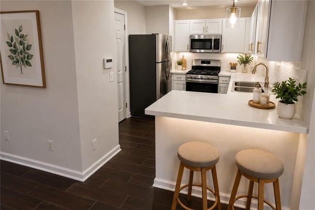 Photo - 2040 Keenland Ct