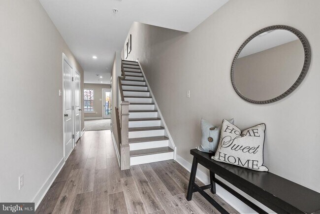 Photo - 105 Higher Rock Ct