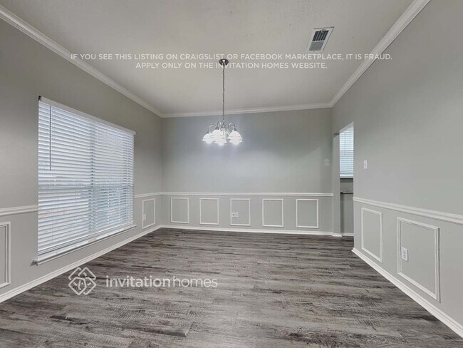 Photo - 828 Sansome Dr