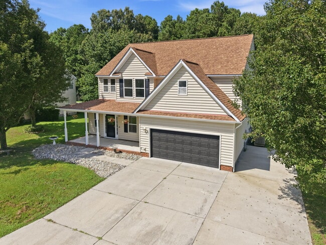 Photo - 235 Green View Rd