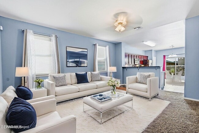 Photo - 4917 Ruben Soto