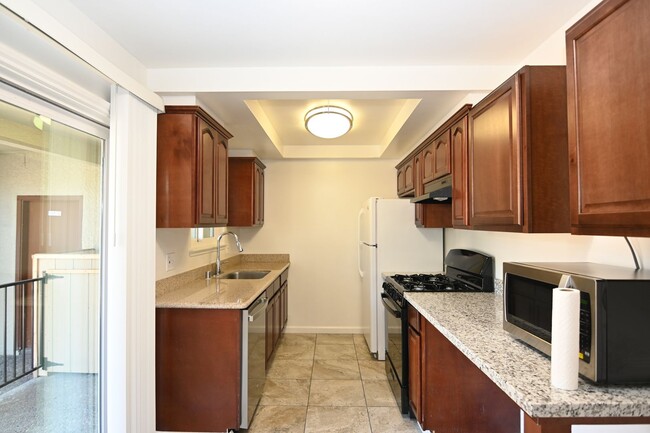 Photo - 460 Richfield Dr Unidad #2