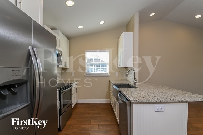 Photo - 201 Madalyn Ct